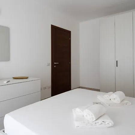 Welcomely - Xenia Boutique House 아파트 *