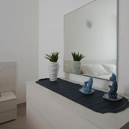 Welcomely - Xenia Boutique House Apartment Olbia