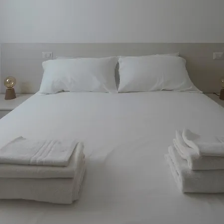 아파트 Welcomely - Xenia Boutique House