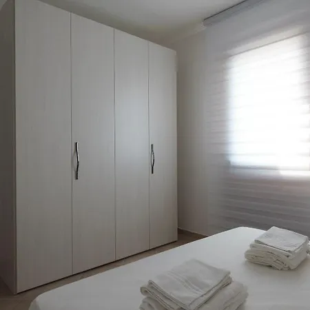 아파트 Welcomely - Xenia Boutique House