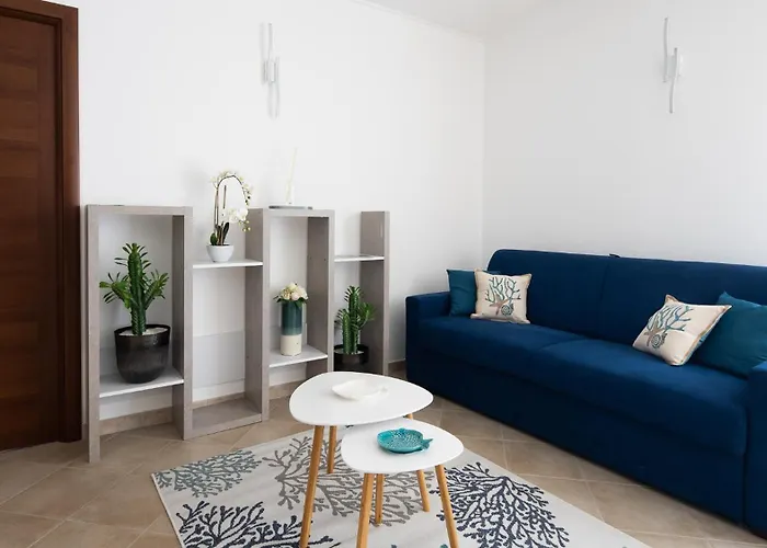 Welcomely - Xenia Boutique House