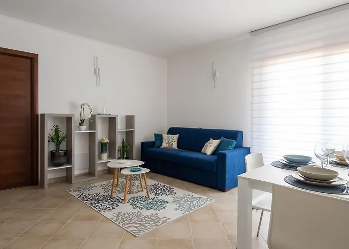 Welcomely - Xenia Boutique House דירה אולביה